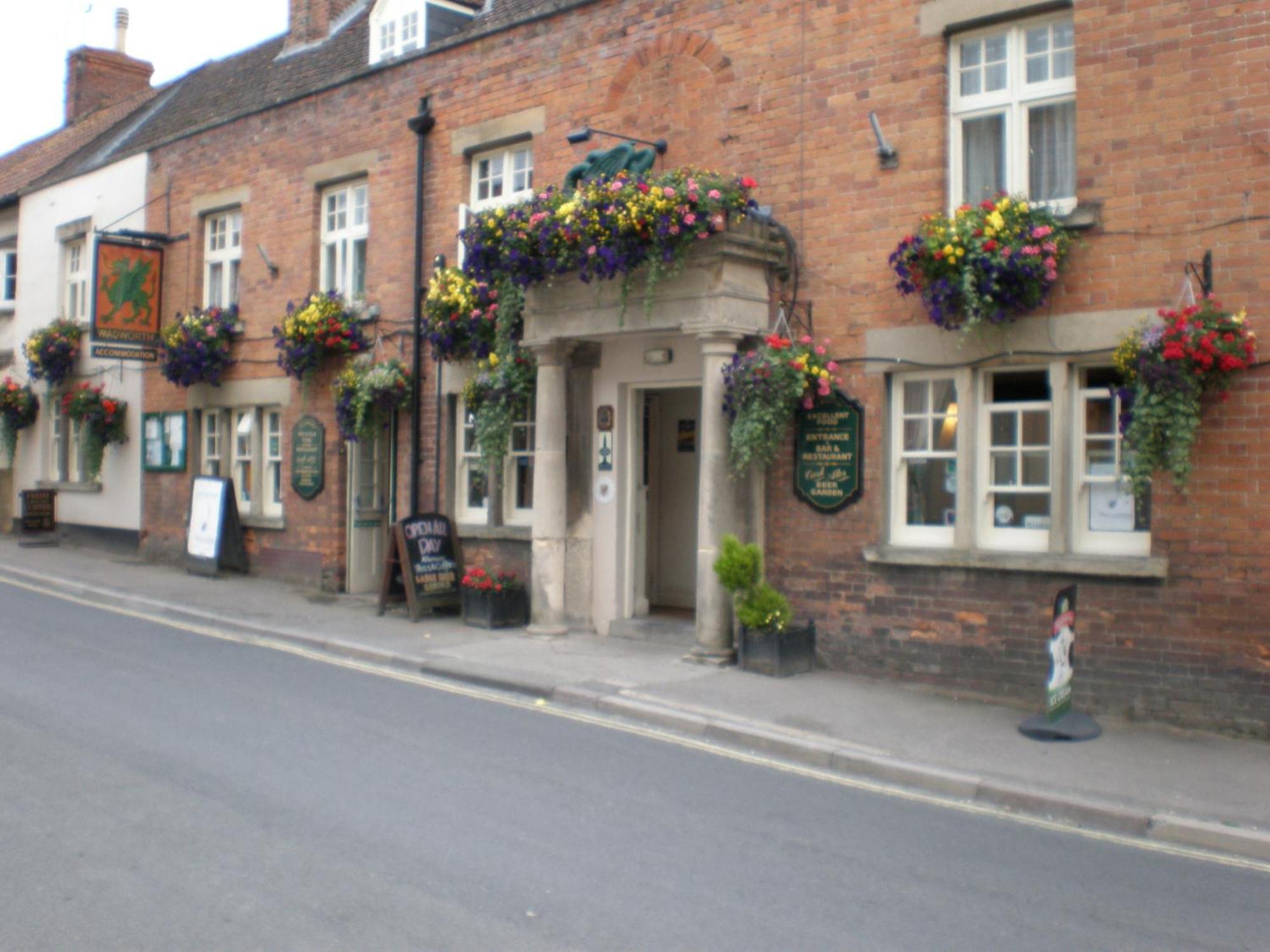 The Green Dragon Market Lavington Exterior photo